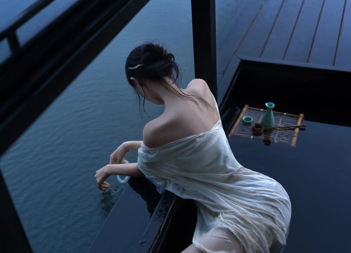 上海龙凤鲜花坊是做什么的 · 国际生活场景