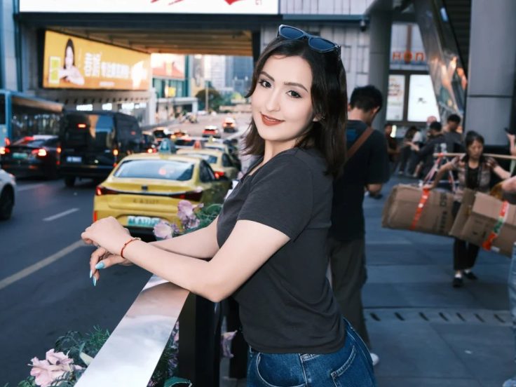 花千坊的常见花礼组合 · 花材场景